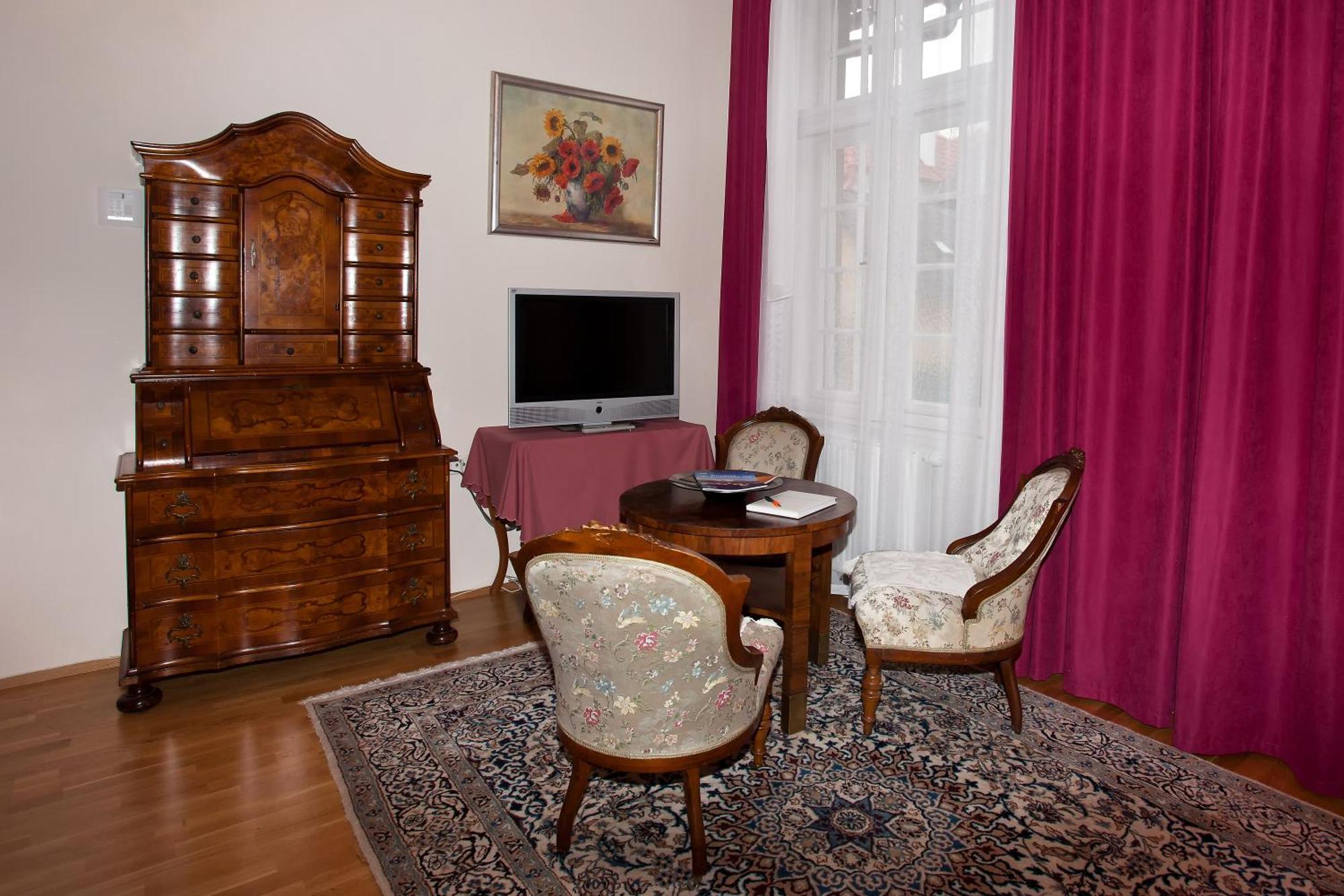 Villa Pazelt Top2 Bad Voeslau Dış mekan fotoğraf